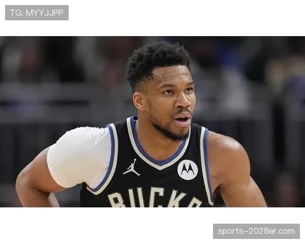 扬尼斯·阿德托昆博逛超市被拍，豪车旁那袋东西的价签让我怀疑人生